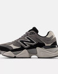 Black Castlerock 9060