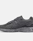 New balance 2002R