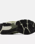 Dark olivine 2002R