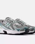 Silver metallic 740